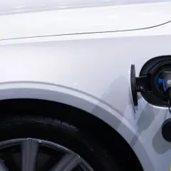 Prąd na Kartę - Cennik i Lokalizacje Punktów Ładowania Samochodów Elektrycznych
