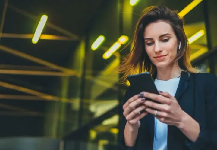 Infolinia Play24 - Jak skontaktować się z obsługą klienta telefonicznie?