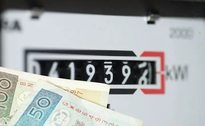 Jak złożyć wniosek o zamrożenie cen prądu w PGE? Procedura 
