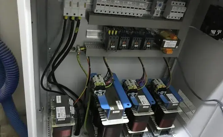 Jak zwiększyć limit prądu i uniknąć problemów z energią elektryczną