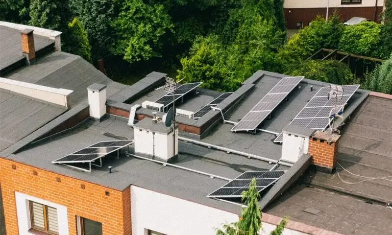 Jak dobrać moc fotowoltaiki? Sprawdź, ile energii potrzebujesz i zaoszczędź!