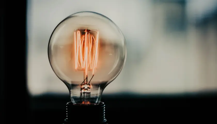 Najtańszy prąd dla Twojej firmy - oszczędzaj z nami do 30% na rachunkach za energię!