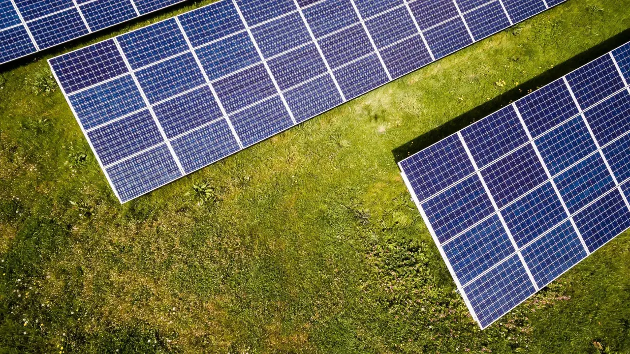 Fotowoltaika ile płacicie za prąd? Zaskakujące koszty i opinie