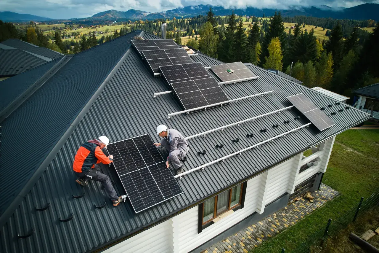 Jak działa magazyn energii przy fotowoltaice? Wyjaśniamy